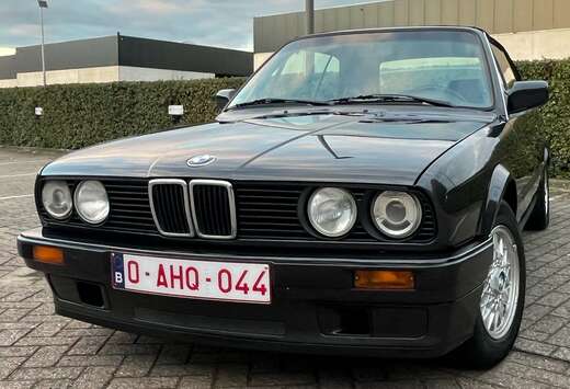 BMW 320i Cabriolet