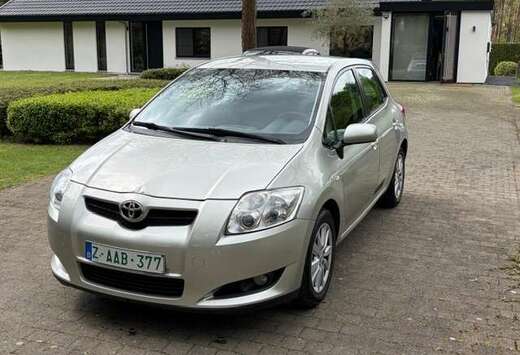 Toyota Auris 1.4 D-4D Linea Luna Pack - Airco