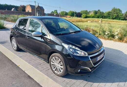 Peugeot 208 1.2i PureTech Style