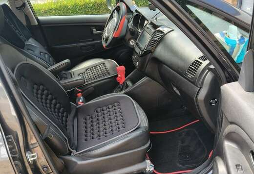 Kia 1.4i Lounge