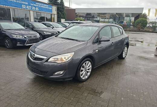 Opel Astra 1.4i Enjoy 150 Years