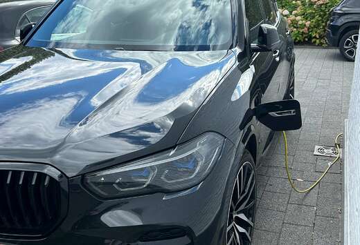 BMW X5 xDrive45e