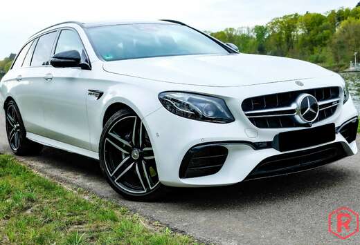 Mercedes-Benz 4-Matic Opendak Burmester Performance