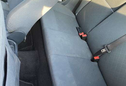 Ford 1.4 TDCi Ambiente DPF (EU5)