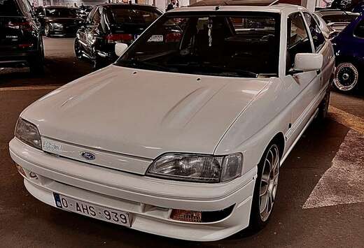 Ford 2000 RS