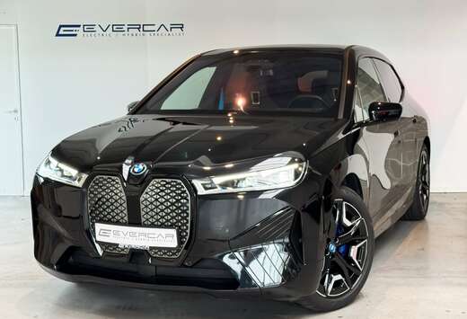 BMW iX xDrive40 SPORT *LASER*TOWHOOK*PANO**