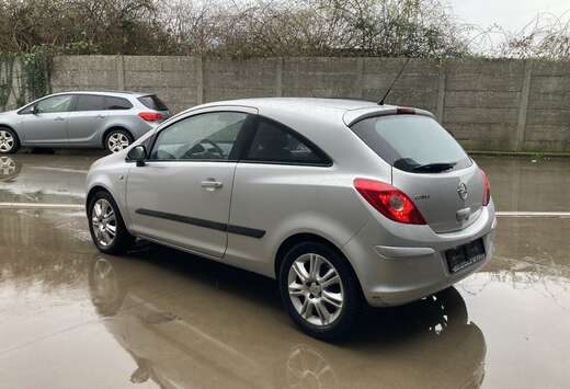 Opel 1.2 benzine 2010 met 108000km*half-leder*garanti ...