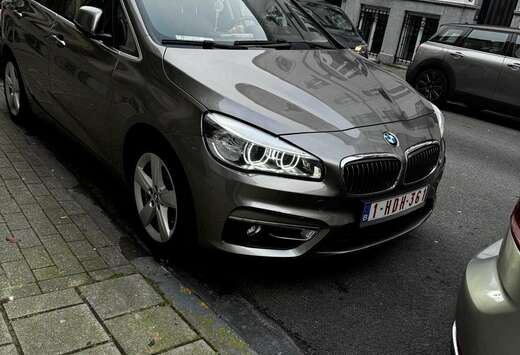 BMW 225iXA en parfait etat