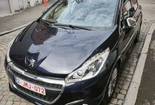 Peugeot 1.2 PureTech 82ch S&S ETG5 Active Business