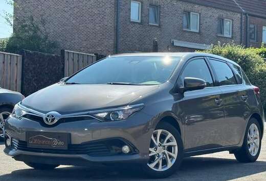Toyota 1.33i VVT-i Comfort - Clim - GPS - Bluetooth - ...