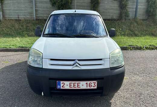 Citroen 1.6 HDi porte latérale + attache remorque