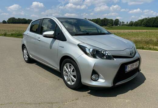 Toyota 1.5i VVT-i Hybrid Style E-CVT