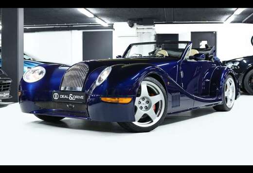 Morgan 4.4 V8 MANUALASTON MARTIN COLOUR MENDIP BLUE