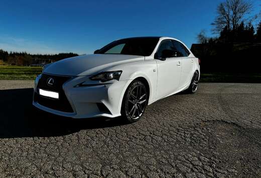 Lexus 300h F Sport