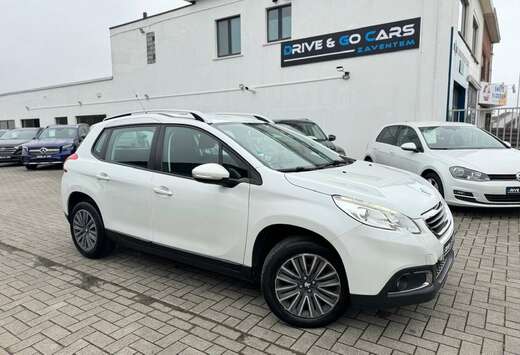 Peugeot 1.2 Benzine Automaat  GPS  Parkeersensoren