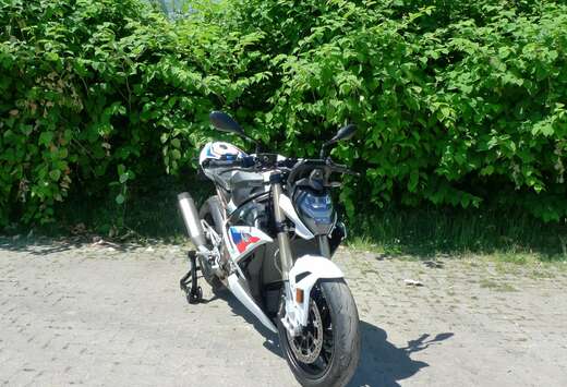 BMW Pack M - Akrapovic - Garantie - #flatwinmotos