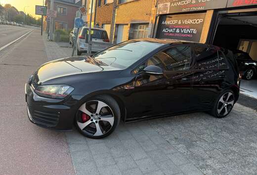 Volkswagen Golf 2.0 TSI Performance 230pk Xenon Navi