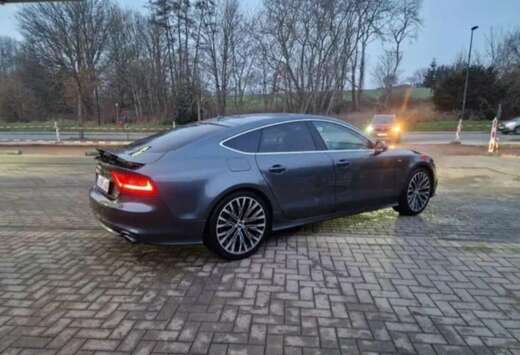 Audi 3.0 TDi V6 Quattro S line tronic
