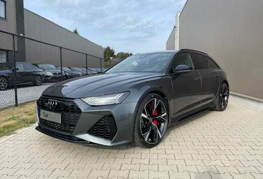 Audi 4.0 V8 TFSI Quattro/KERAMISCHE REMMEN/PANO/NEW