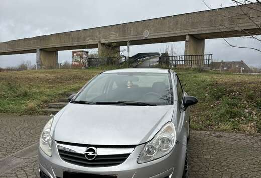 Opel 1.2i XEP 16v Essentia