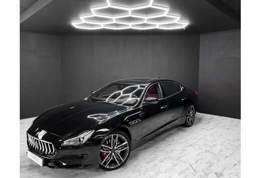 Maserati S Q4 1.hd / CarPlay / Softclos. / Matrix