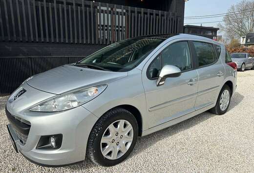 Peugeot 207 SW 1.4i * TOIT PANO  35.567 KM  *