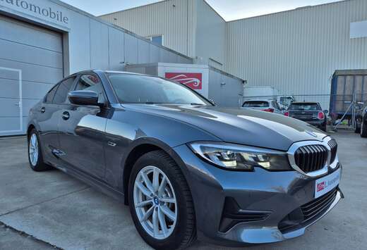 BMW 320eA // SPORT LINE // PHEV HYBRID // 2022