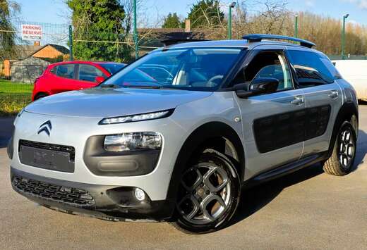 Citroen ESSENCE 82CV - 1ER MAIN - BOITE AUTO - GPS