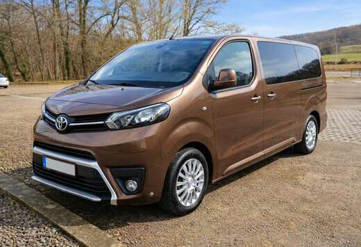 Toyota Proace 8 places diesel, car Pass, prêt à imm ...