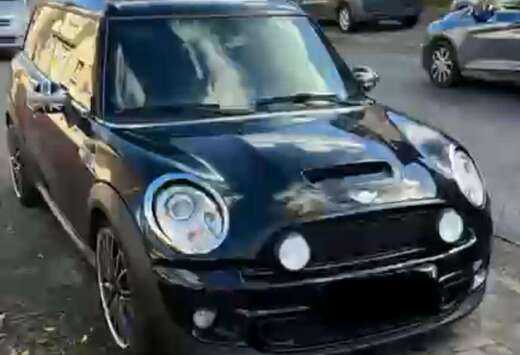 MINI Mini Clubman 1.6i JCW