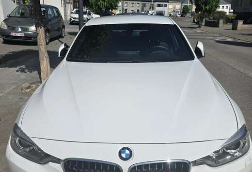 BMW 320i Touring Sport-Aut. Modern Line