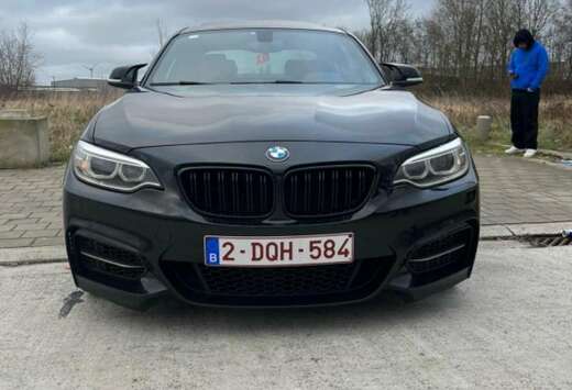 BMW M240i Coupe