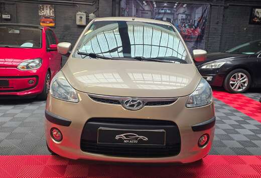 Hyundai 1.2i Lounge Blue 12 MOIS de garantie