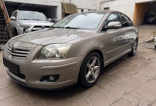 Toyota 1.8 VVT-i Automatik Sol Export Export