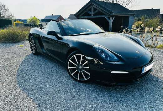 Porsche 2.7i Black Edition PDK