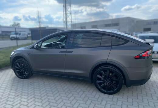 Tesla Model X 75D Allradantrieb