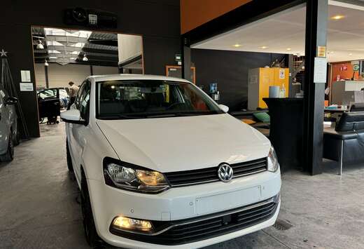 Volkswagen 1.0i - A/C - MEDIA/TEL - REGULATEUR  DE VI ...