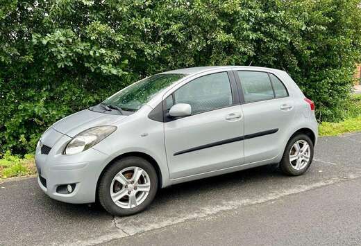 Toyota 1.3i 16v Linea Sol