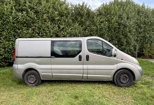 Opel Vivaro 2.5 CDTI L2H1 lichte vracht dubbele cabin ...
