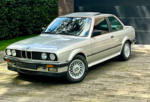 BMW BMW E30 325iX Coupé Manual