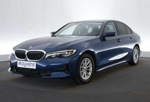 BMW 318iA Business LEDER/STOF LED GPS PDC Carplay Ve