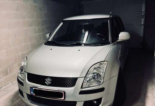 Suzuki Suzuki Swift 1.3 benzine met trekhaak