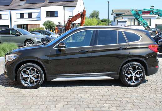 BMW 1.5iA sDrive18 Automaat ! Leder Pano !!