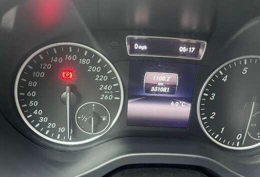 Mercedes-Benz A 180 BlueEFFICIENCY Avantgarde