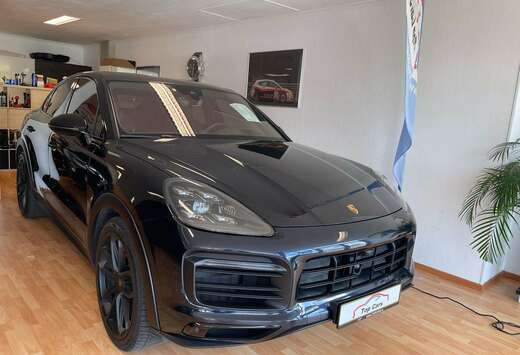 Porsche GTS Coupé CARBONE PACK - 460 CV - V8 BI-T