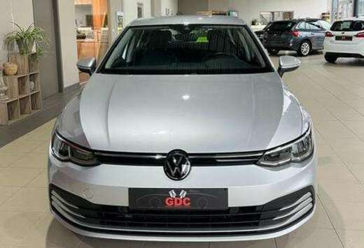 Volkswagen Golf 1.0 TSI Life Business OPF