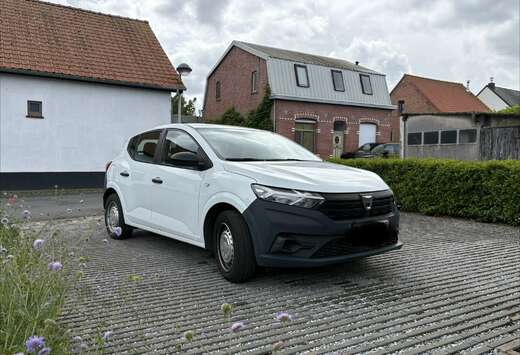 Dacia 1.0i SCe Essential