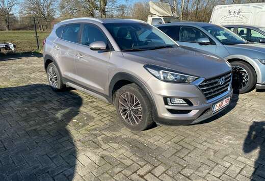 Hyundai 1.6 CRDi Shine DCT