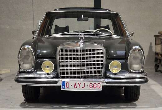 Mercedes-Benz W108