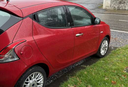 Lancia Ypsilon 1.2i Fire Evo II Park In Style